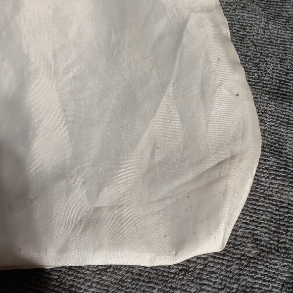 🎉Coach Ivory Drawstring Pouch. - Picture 4 of 9